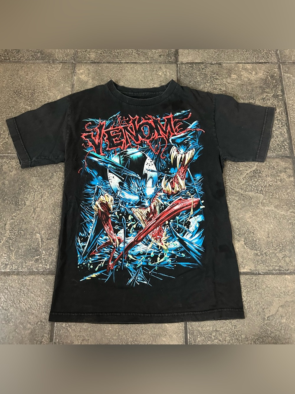 Marvel Men’s Venom Spiderman Shirt Size Small